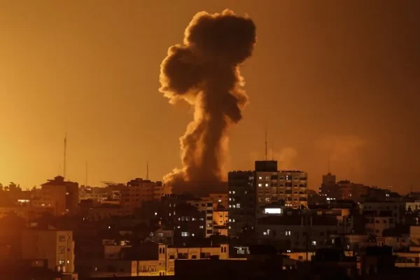 Israel strikes Iran by February 28, 2026?
