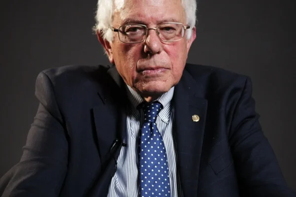 What will Bernie Sanders say during No Kings rally on March 28?
